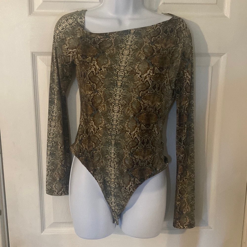 Fashion nova bodysuit NWOT